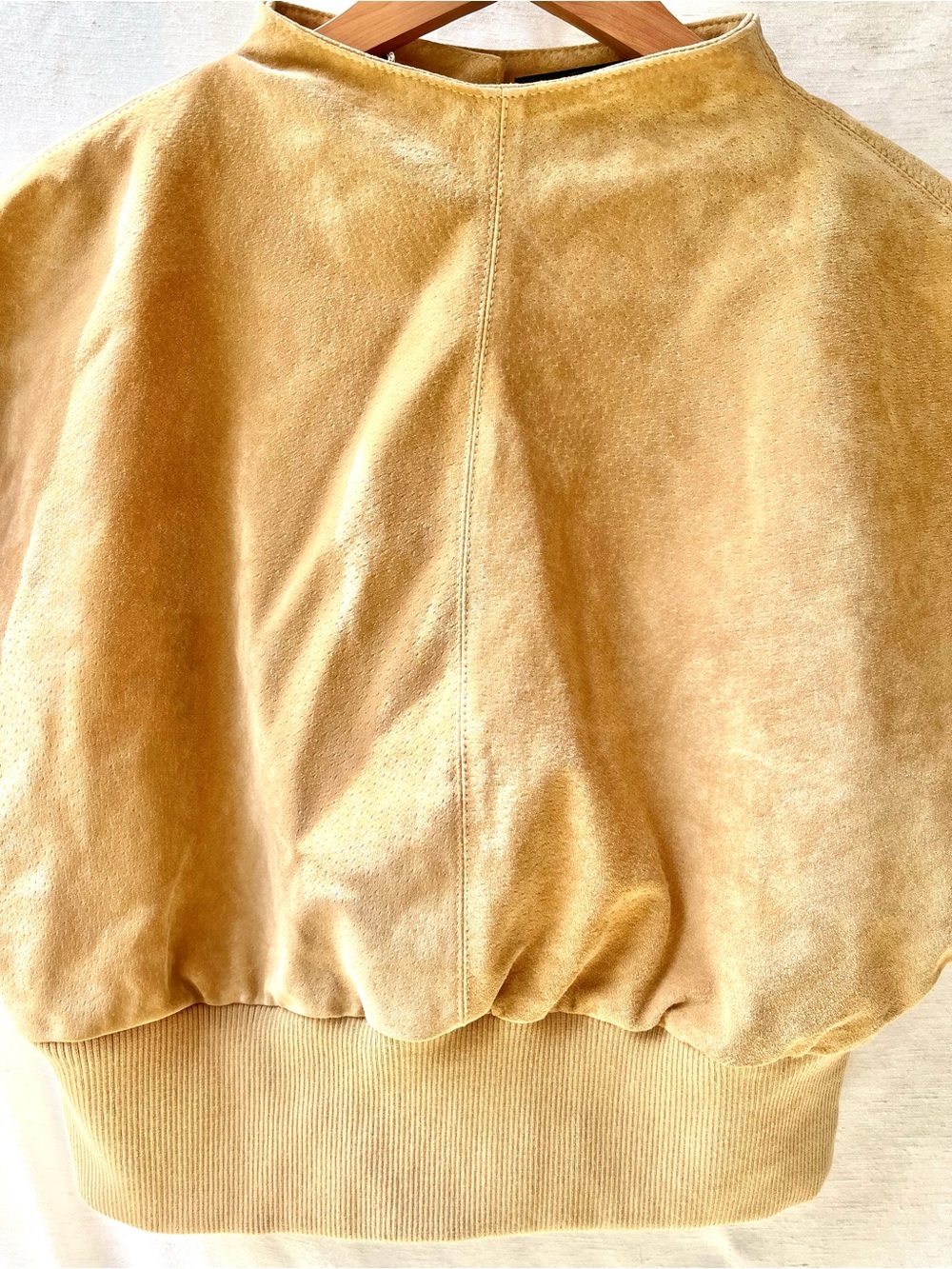 Zara Suede Leather Top High Neck Short Sleeves Snap Button Closure Beige Medium - Picture 9 of 16